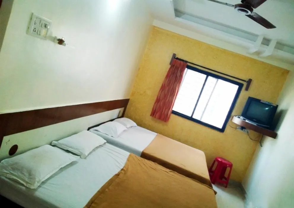 Hotel Sai Darshan-1