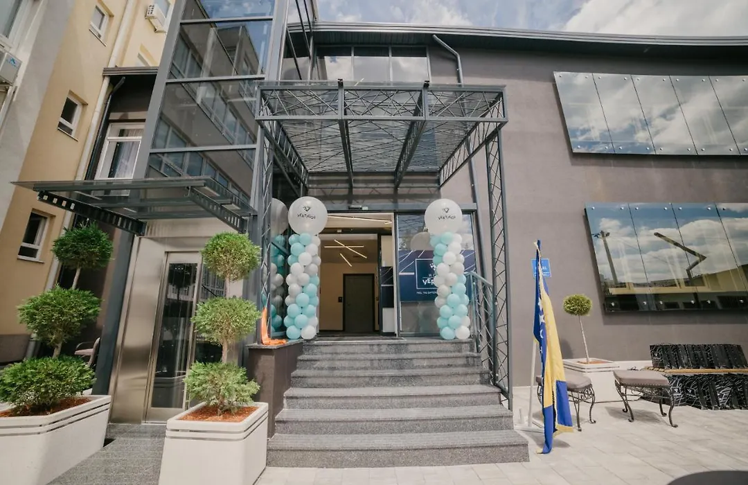 Hotel Vertigos-1