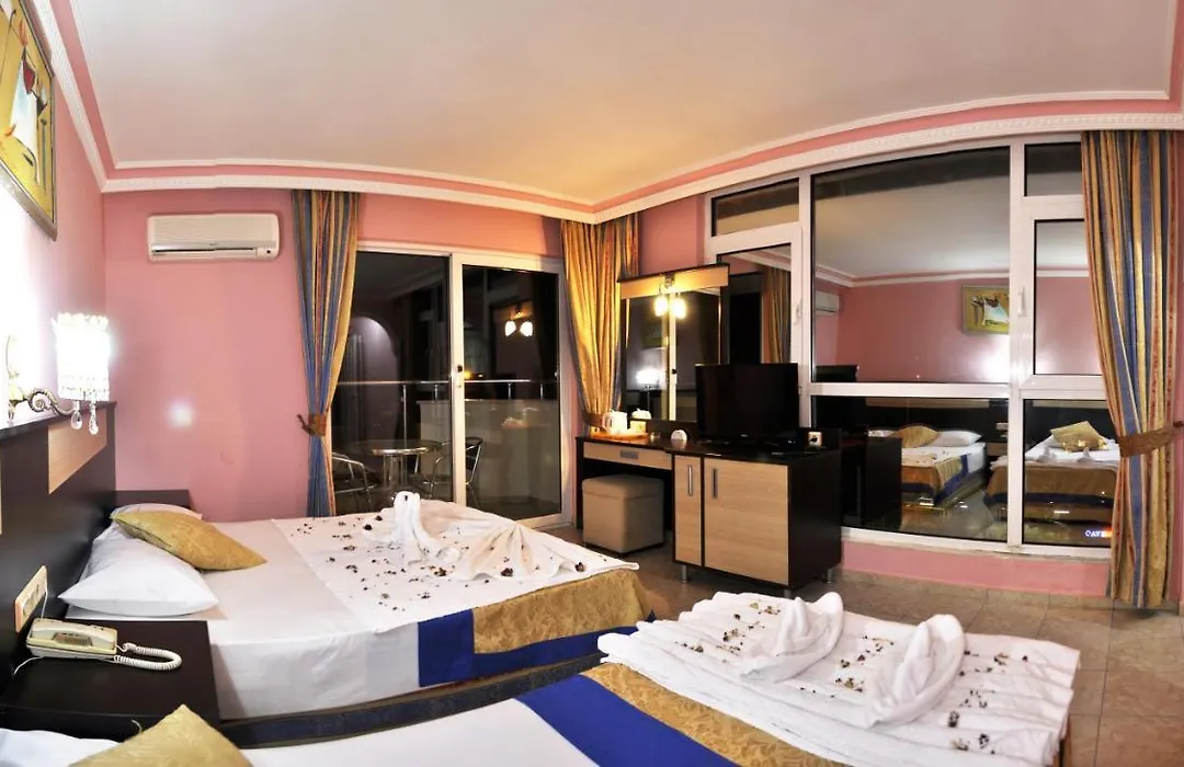 First Class Hotel-1