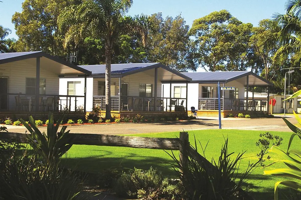 Smugglers Cove Holiday Village-1