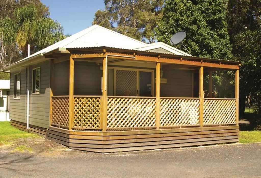 Smugglers Cove Holiday Village-1