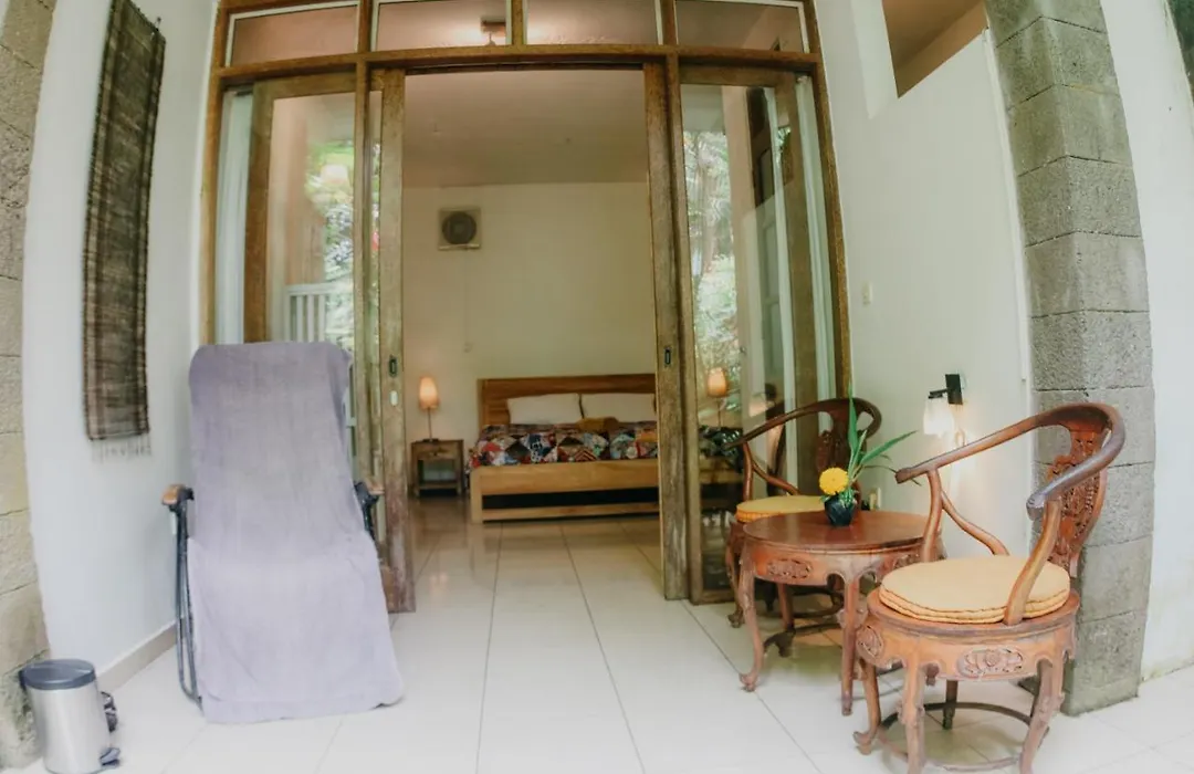 Rumah Semanggi-1