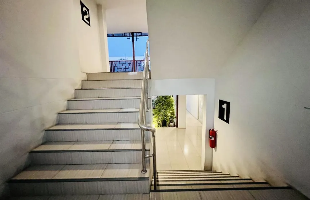 Inn Kham Apartment-1