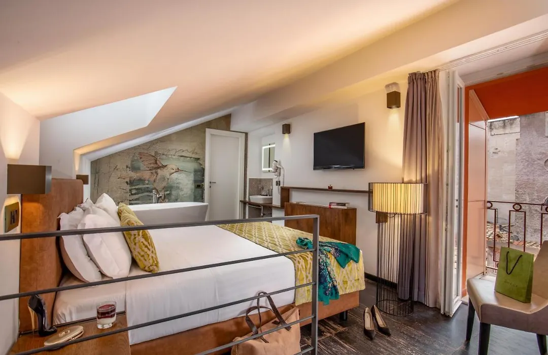 Navona Essence Hotel-1