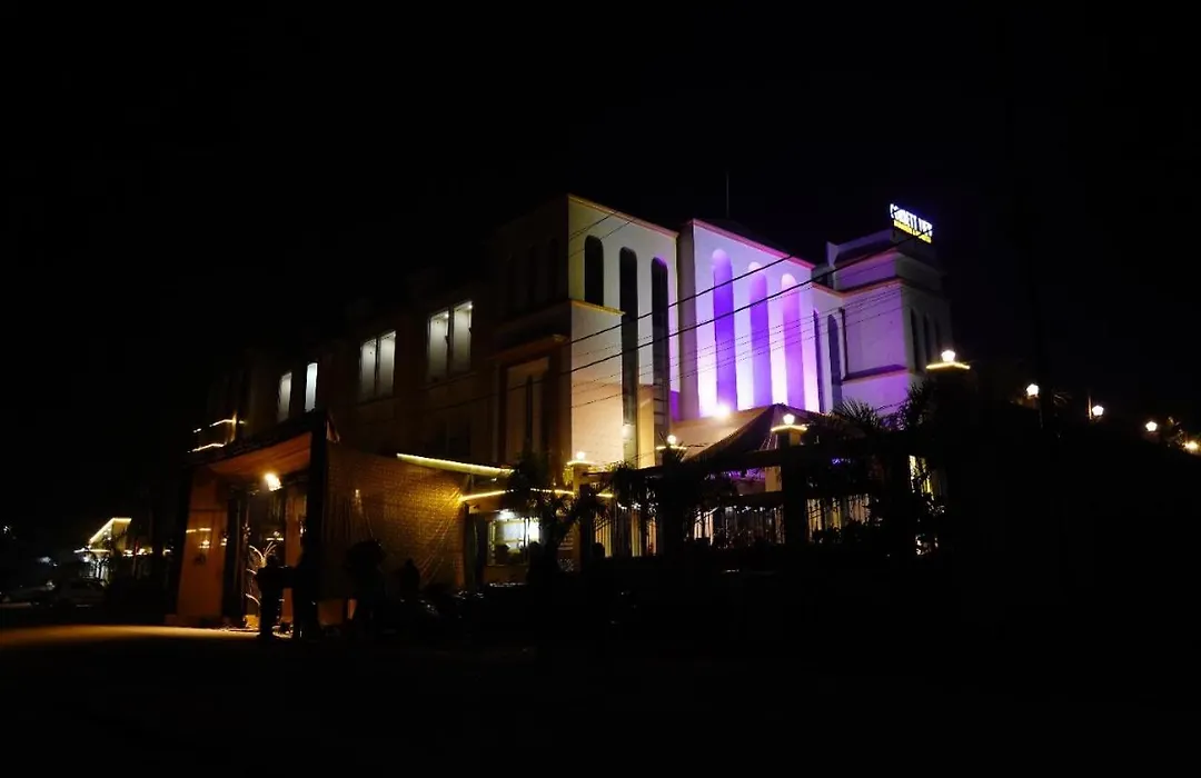 Corbett View Banquets And Resorts-1