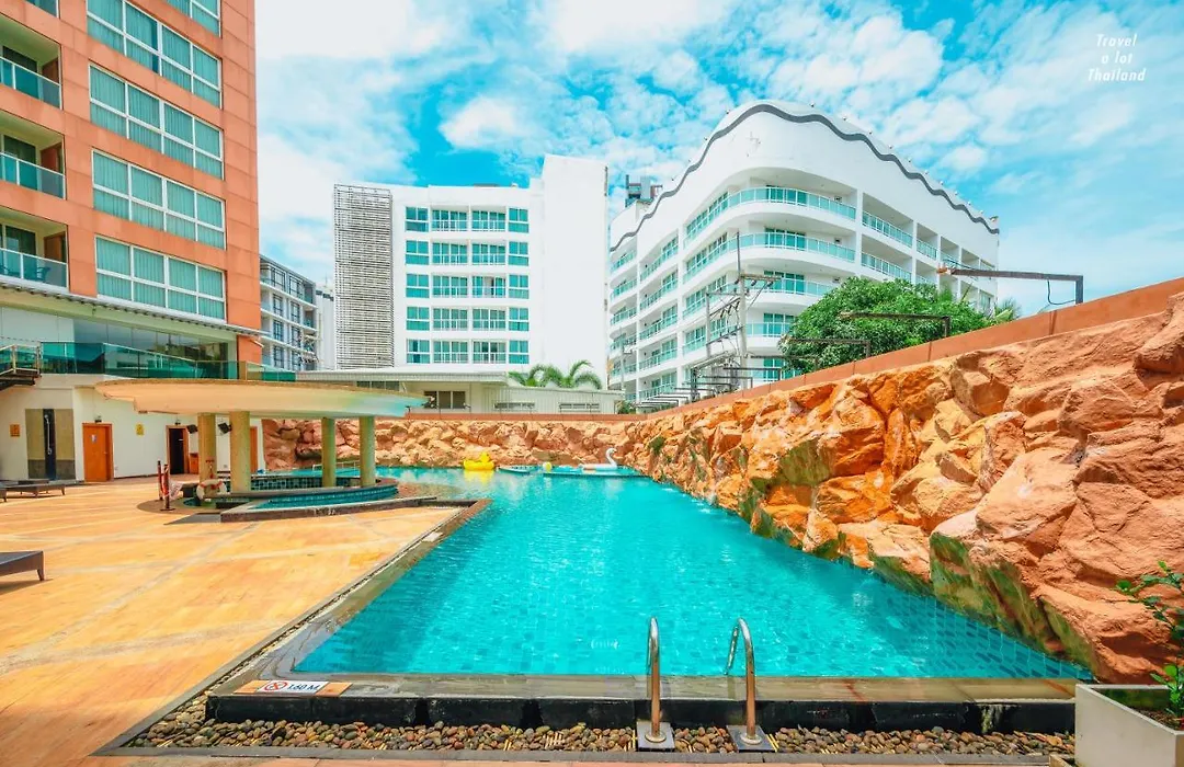 Centara Nova Hotel Pattaya-1