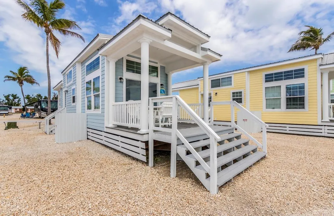 Fiesta Key Rv Resort Waterfront Cottage 33-1