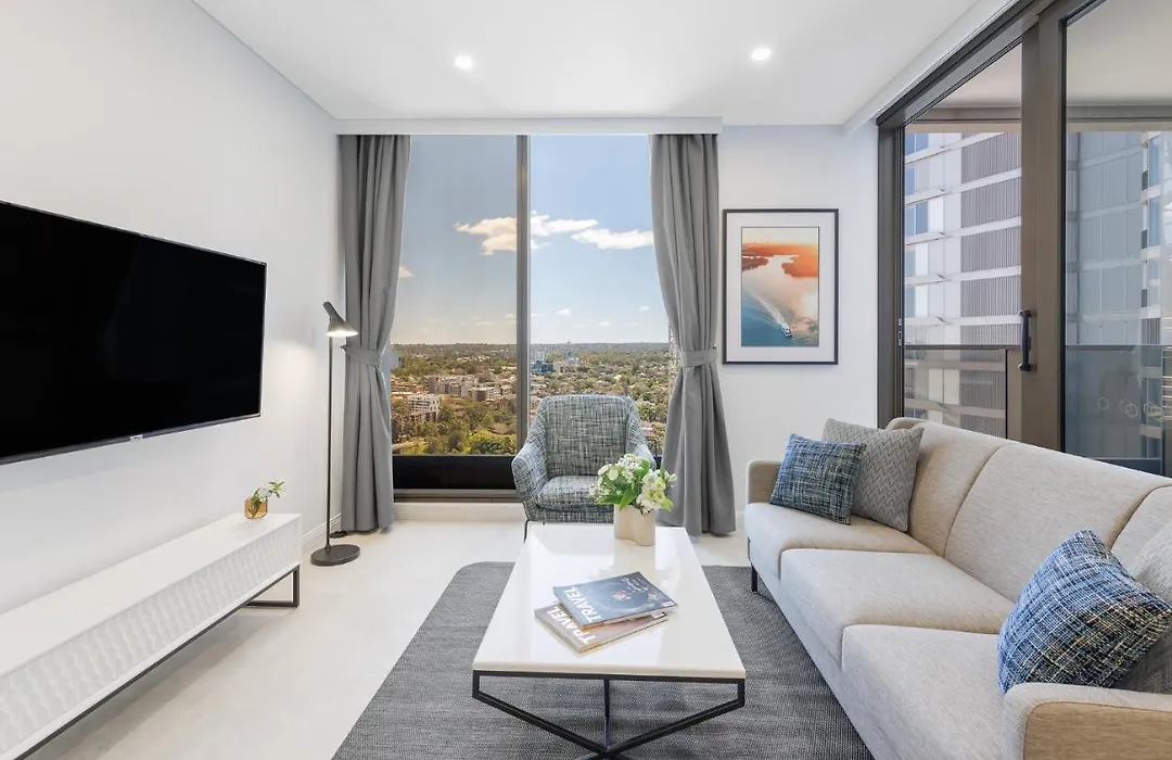 Meriton Suites George Street, Parramatta-1