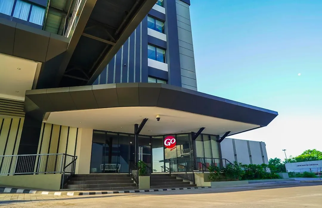 Go Hotels Plus Naga-1