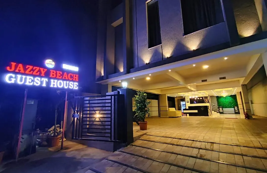 Jazzy Beach Guest House-1