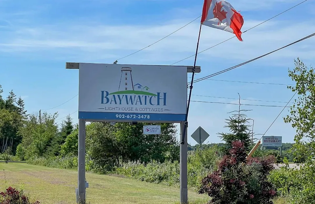 Baywatch Lighthouse Cottages & Motel-1