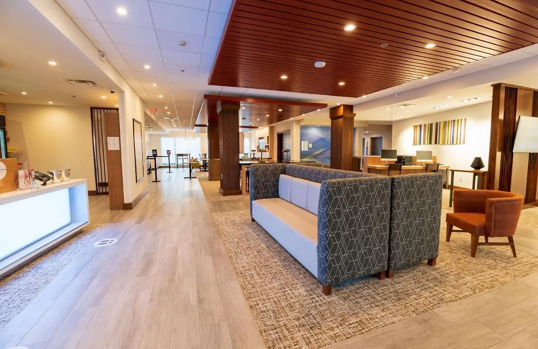 Holiday Inn Express & Suites Dayton East - Beavercreek By Ihg-1
