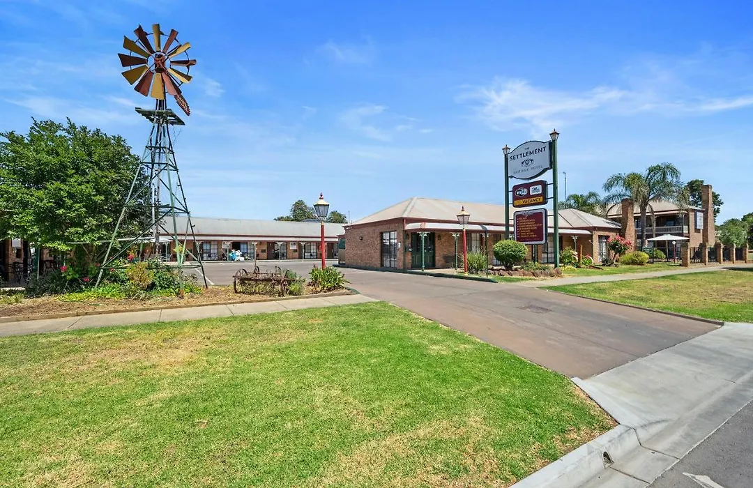 The Settlement Historic Hotel-1