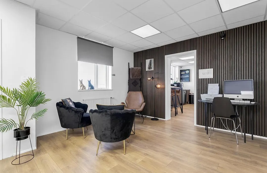 Bank Guesthouse By Kef Airport-1