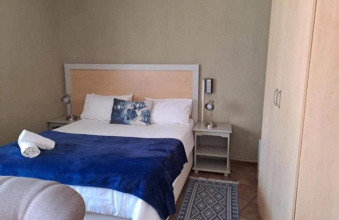 Amigos Bed & Breakfast - No Loadshedding-1