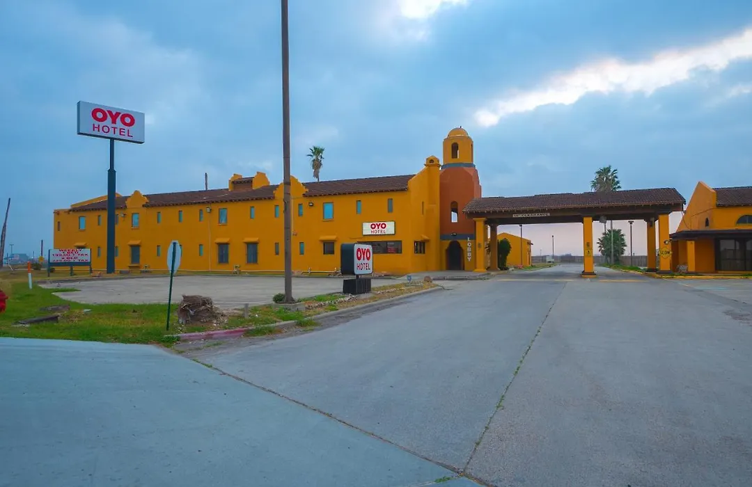 Oyo Hotel Kingsville - Hwy 77-1