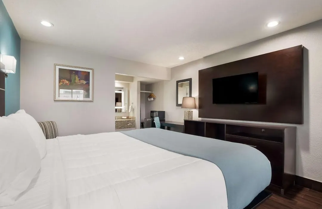 Spanish Trails Inn - Laredo Hotel-1
