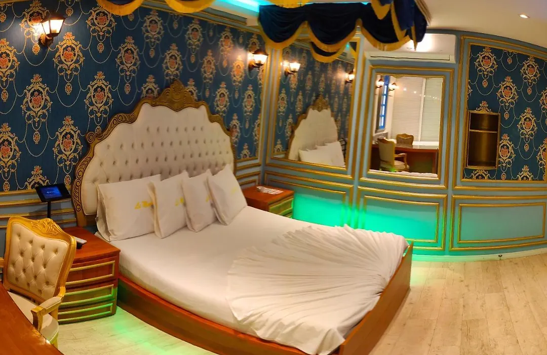Motel Le Monde (Adults Only)-1