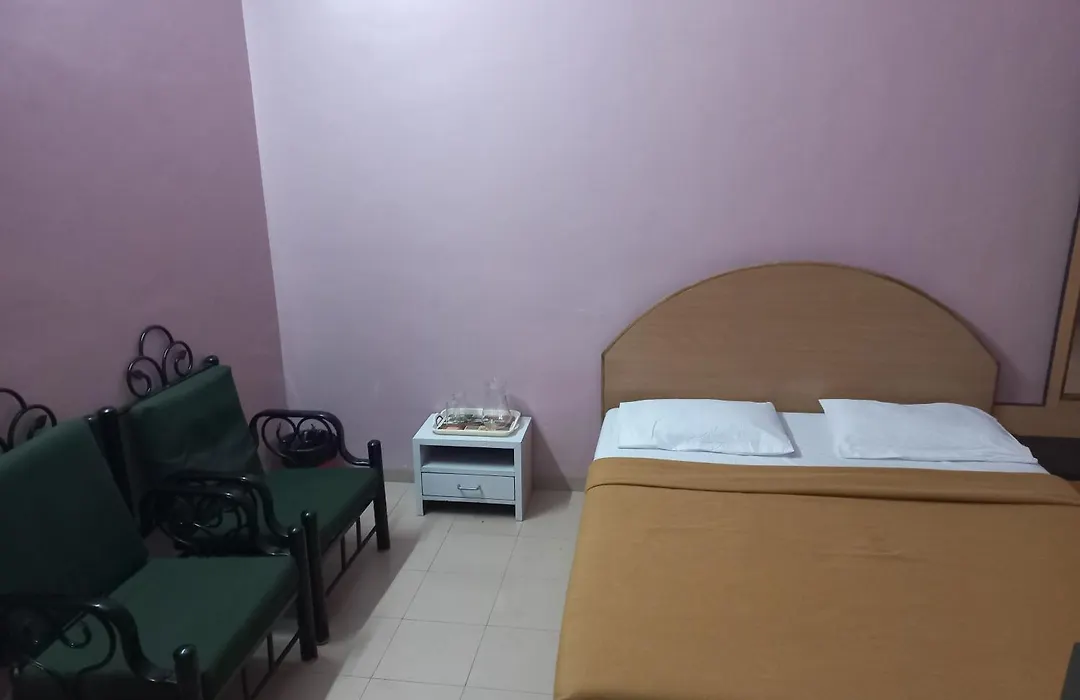 Hotel Yatrik-1
