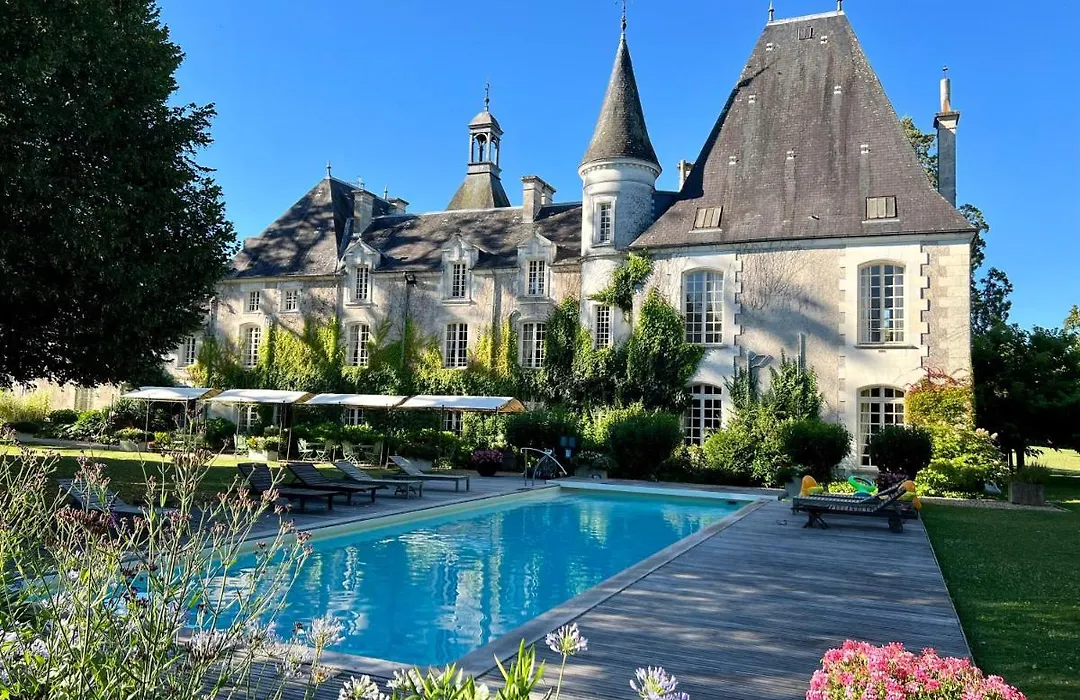Chateau Le Mas De Montet-1