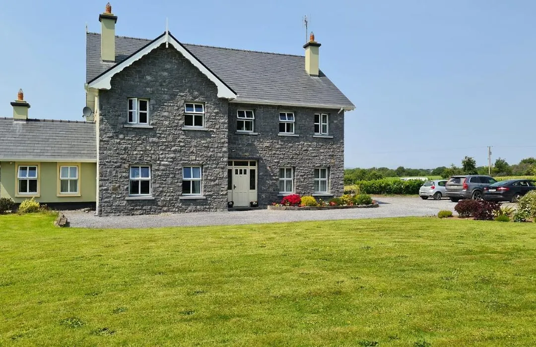 Whitethorn Lodge, Bed & Breakfast, Lackafinna-1