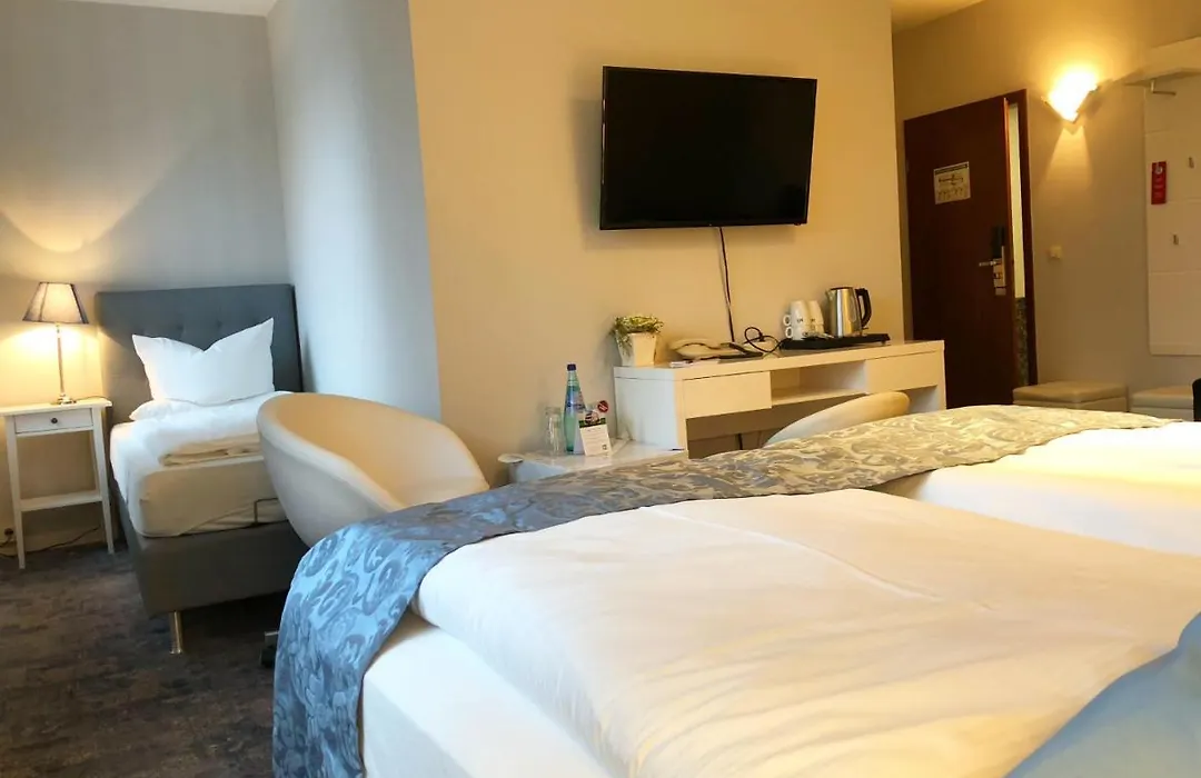 Hotel Kristall-1