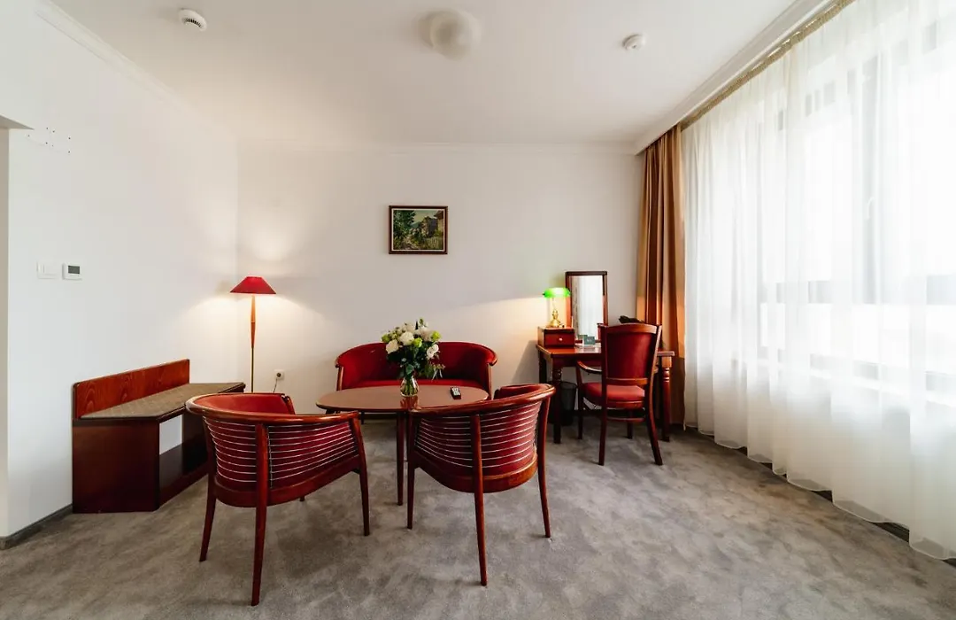 Hotel Kuekuello - Tarnava-1