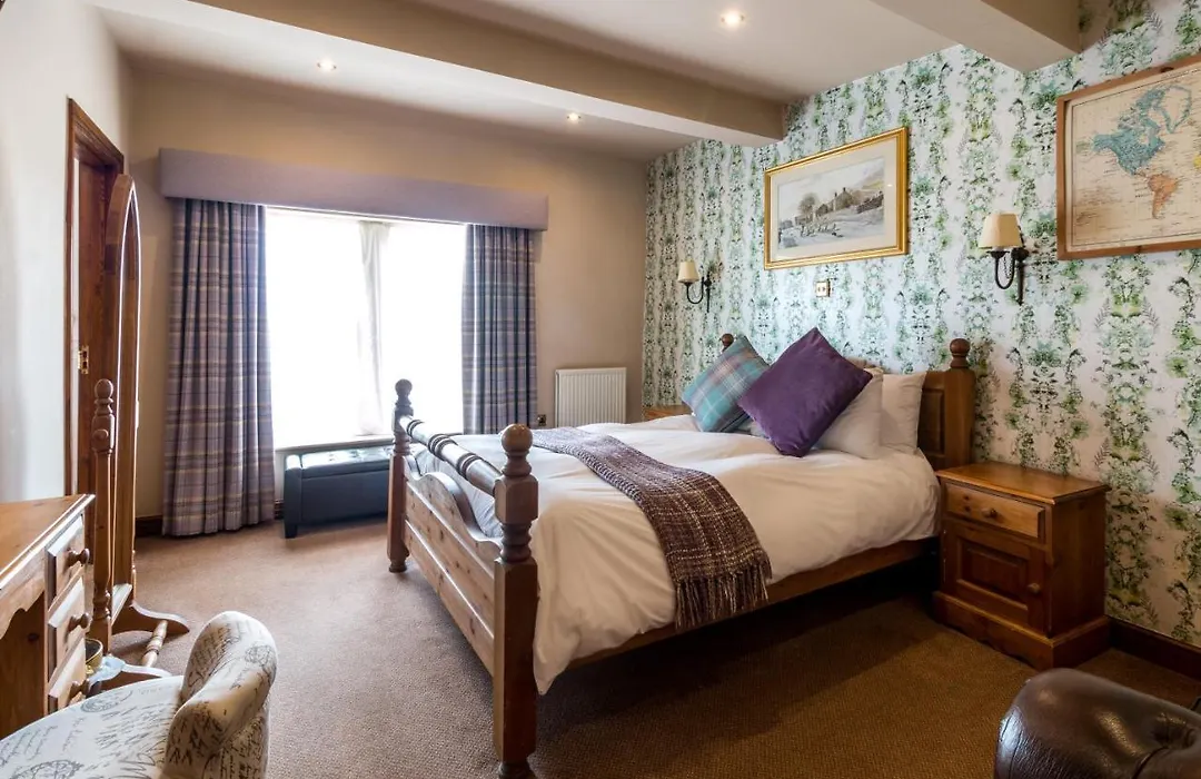 The Fleece Inn-1