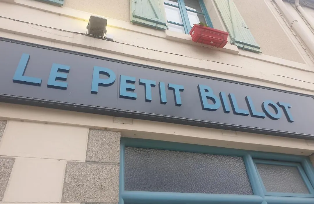Hôtel Le petit billot-1