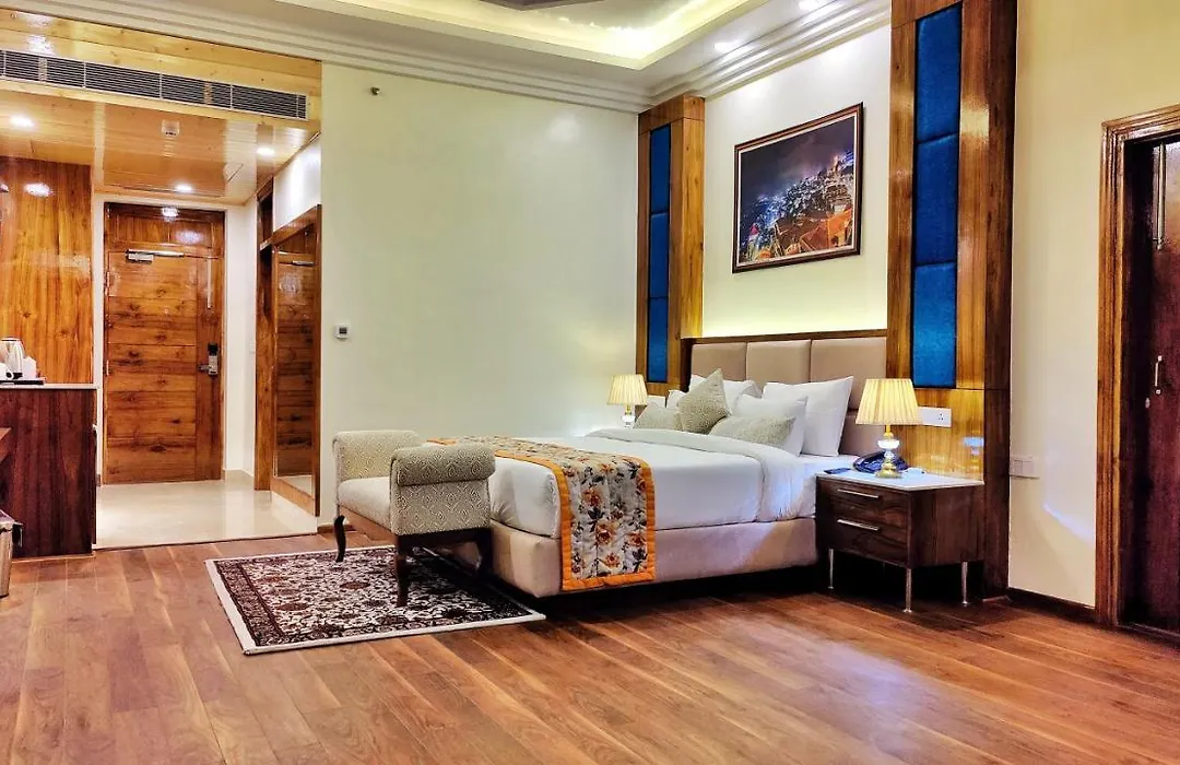 Hotel Woodpark-1