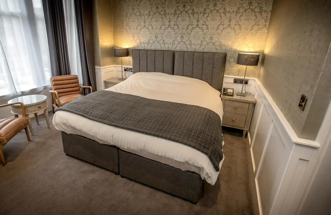 Dunoon Hotel-1