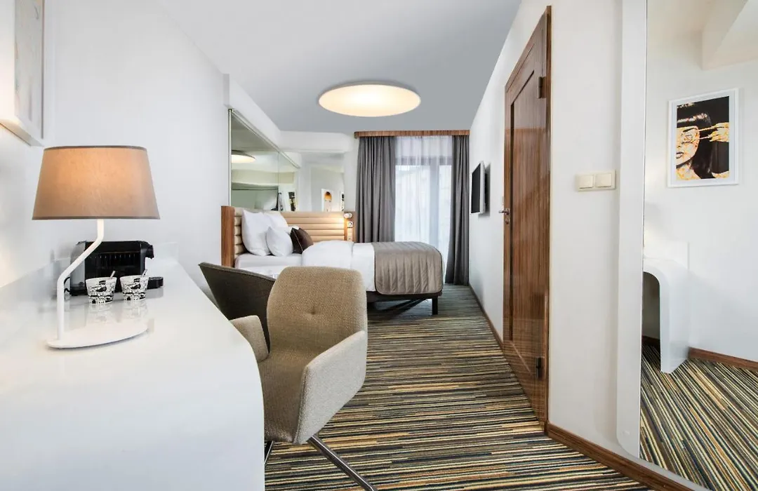 Leonardo Boutique Hotel Krakow City Center-1