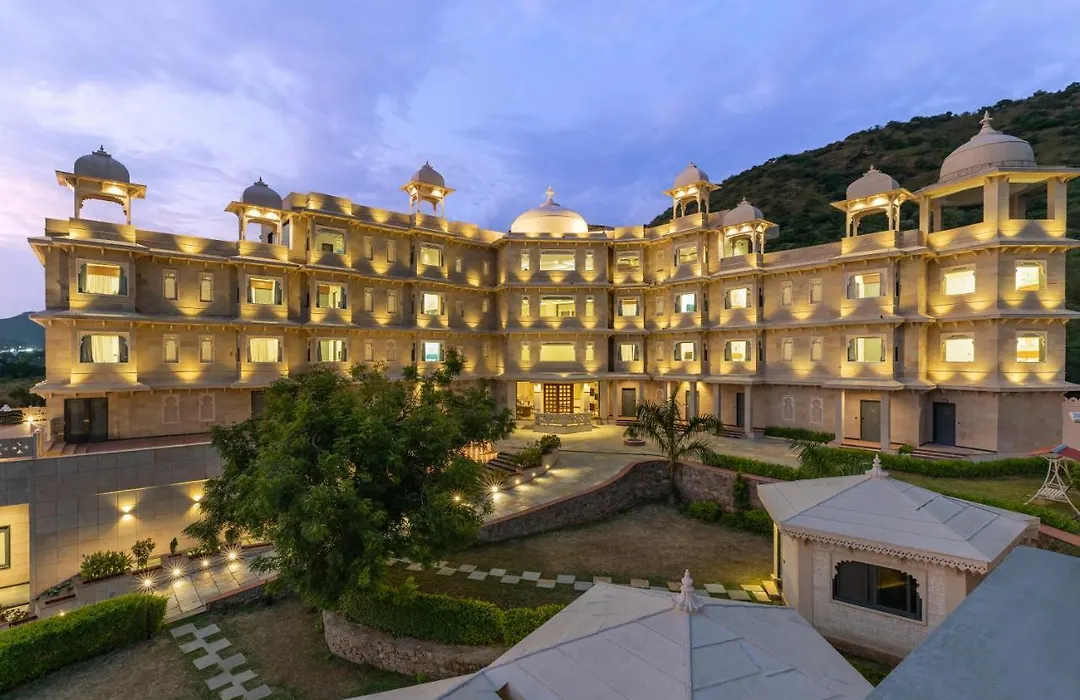 Traavista Aravali Mahal - Luxury Lake View Heritage Resort In Udaipur-1