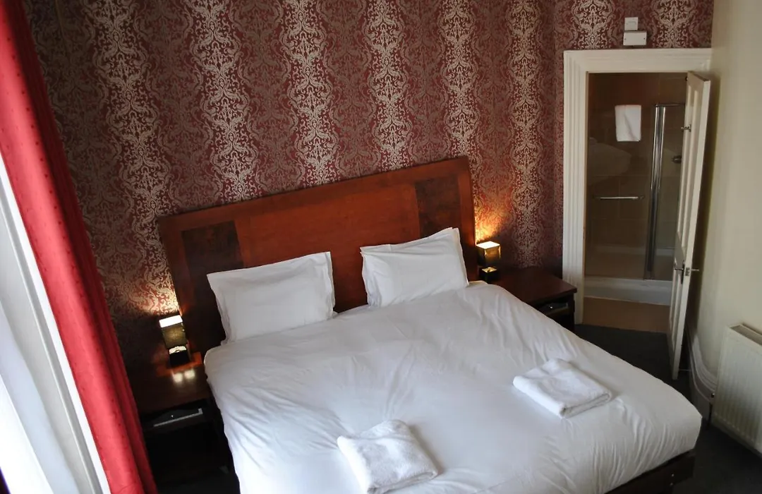 Town House Rooms-1