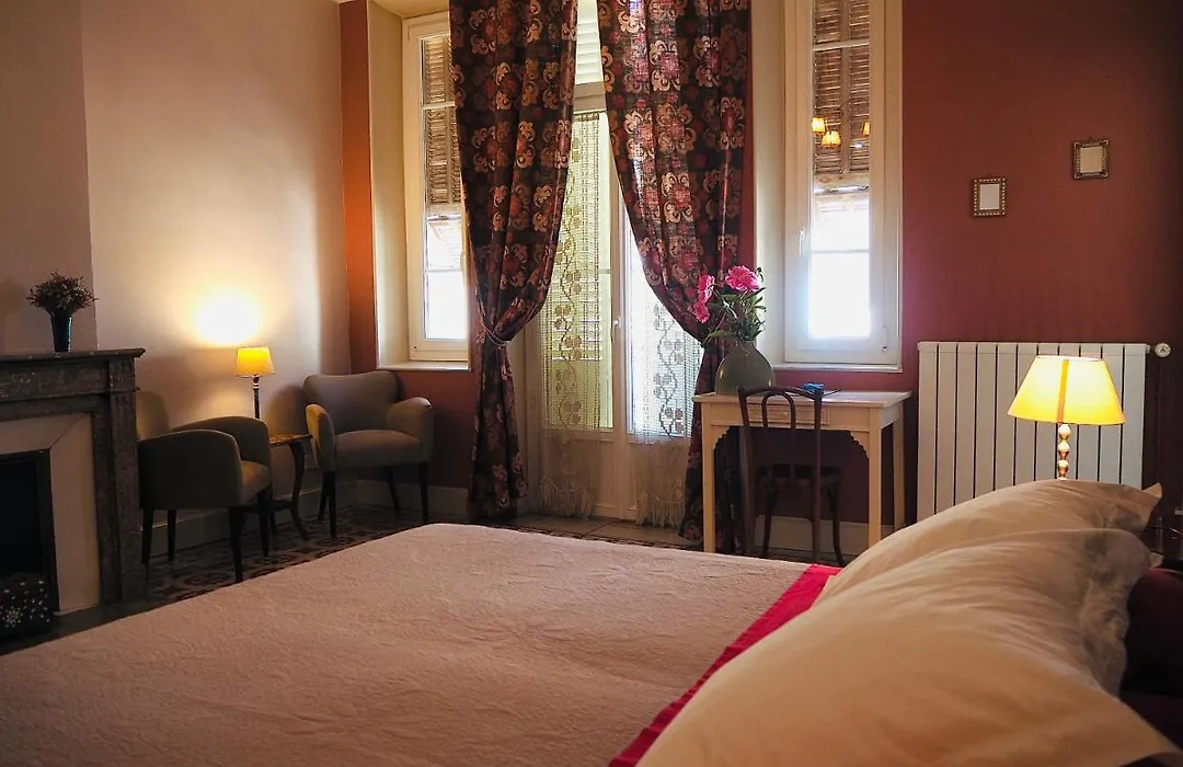Maison Velvet-1