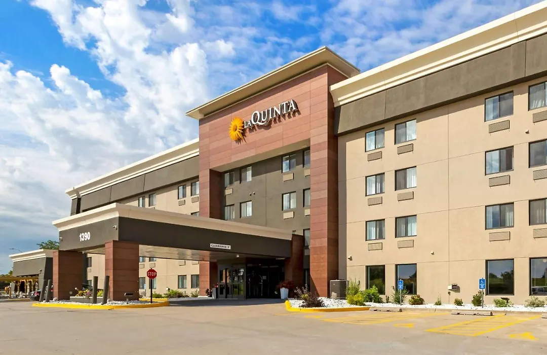 La Quinta By Wyndham Des Moines West Clive-1