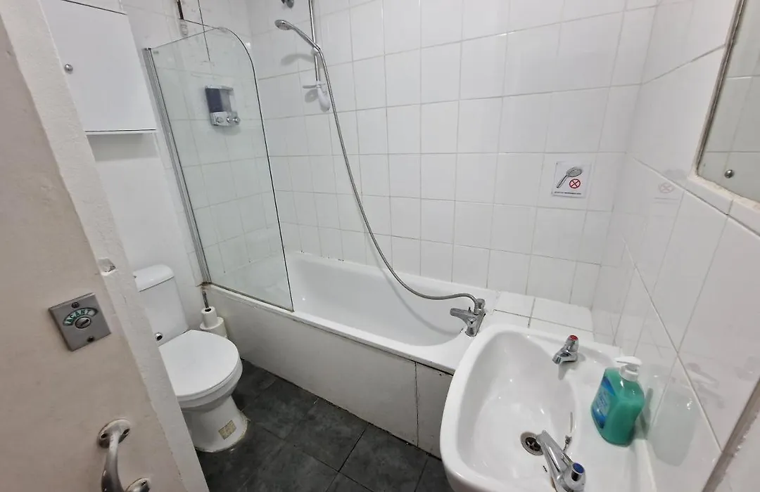 City Budget Guesthouse-1