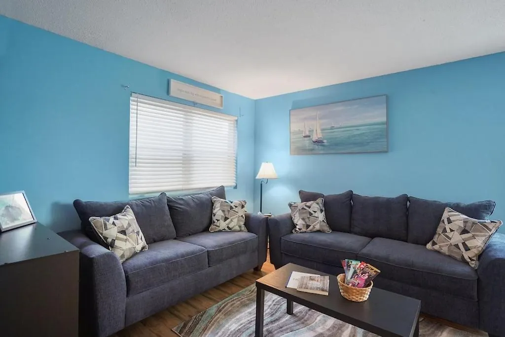 Beautiful Blue Ocean Condo-1