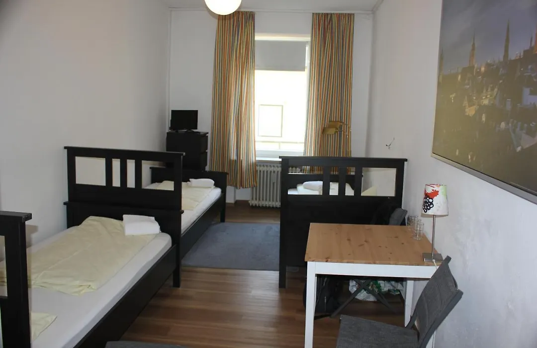 Hotel Pension Am Hauptbahnhof-1