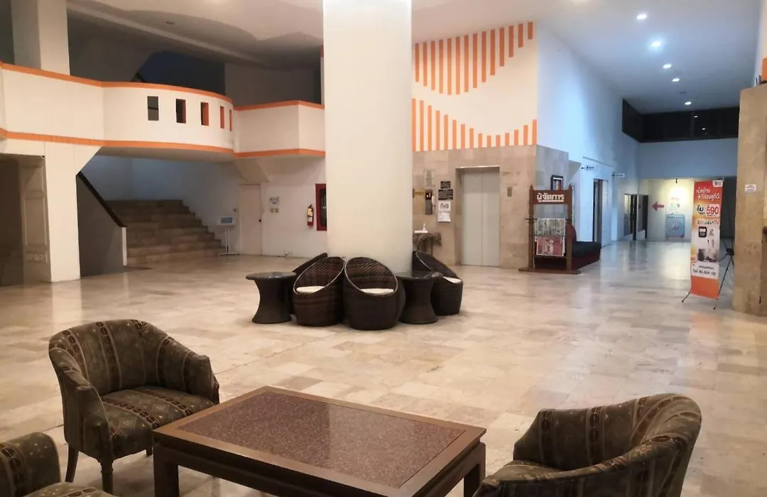 Supanich Condo Opposite The Train Station Chiangmai-1