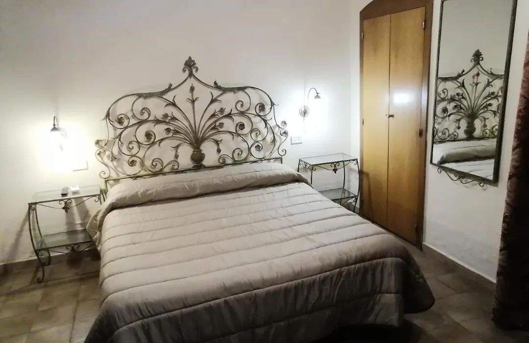Hotel De Rossi-1