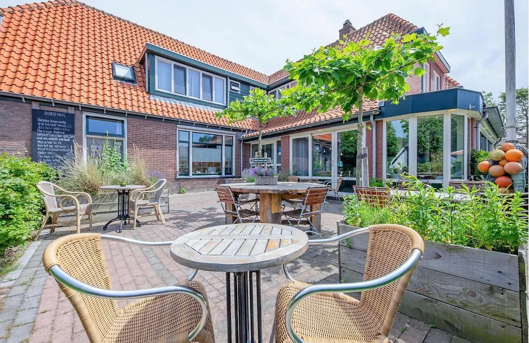 B&B Boutique Hotel De Waal-1