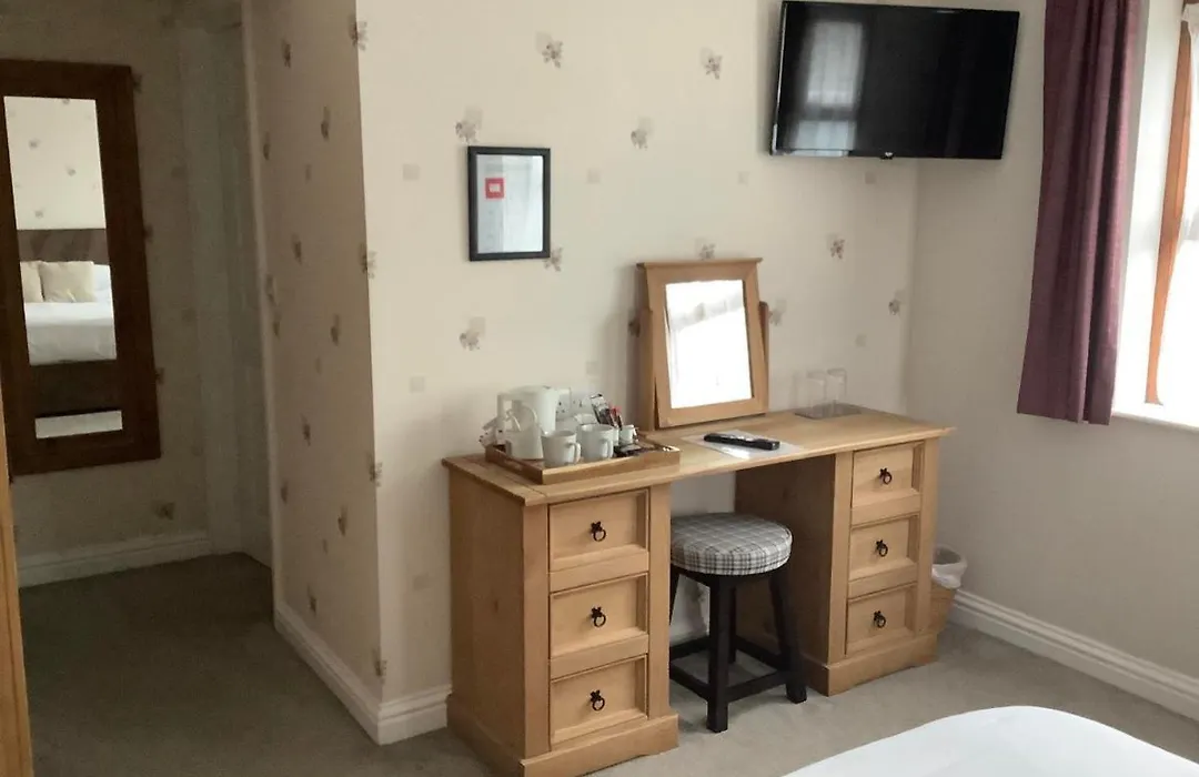 New Overlander Inn-1
