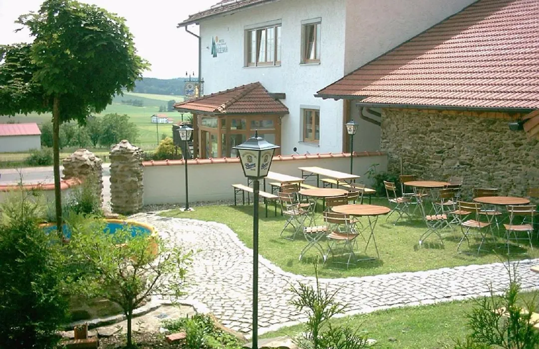 Landhotel Waldesruh-1