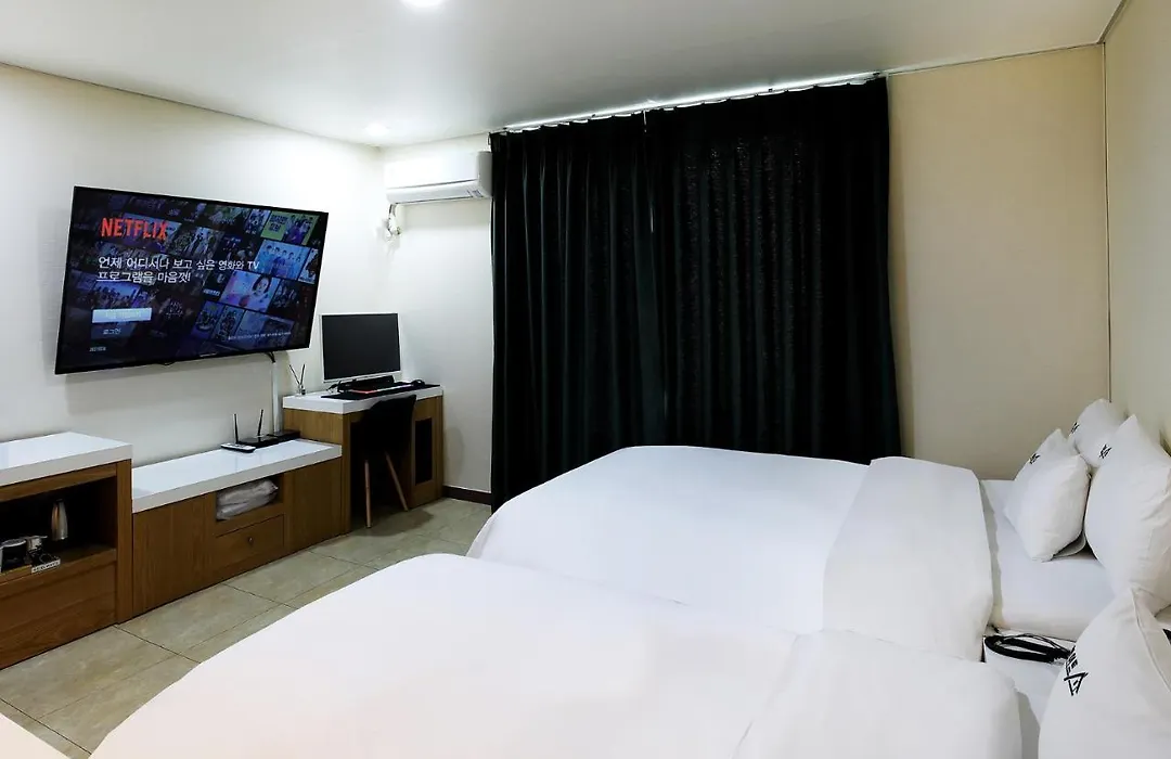 White Tourist Hotel-1