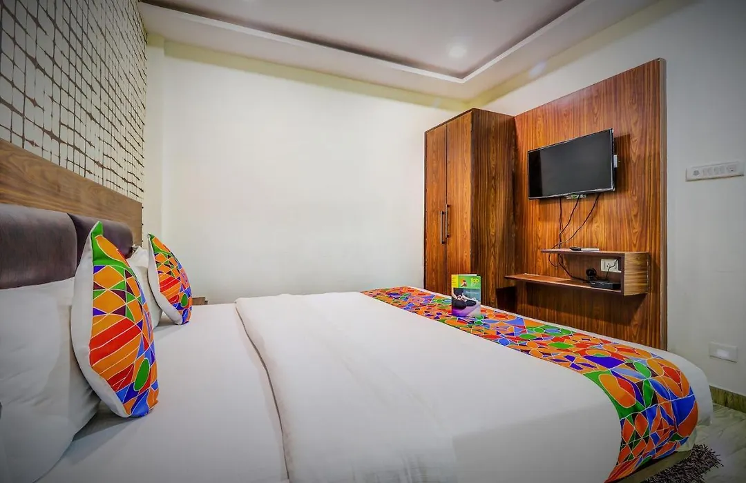 Fabhotel Sain Dass-1