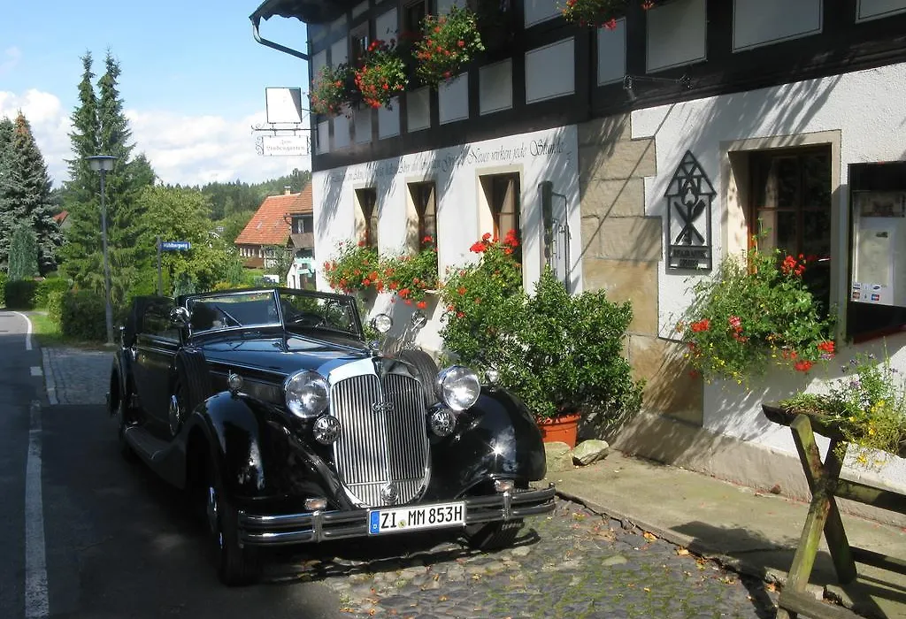 Romantik Hotel Zum Lindengarten-1