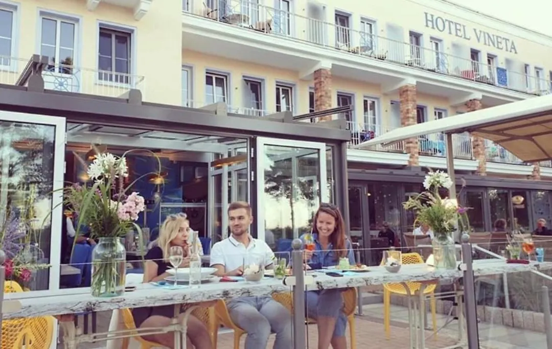 Vineta Strandhotels-1