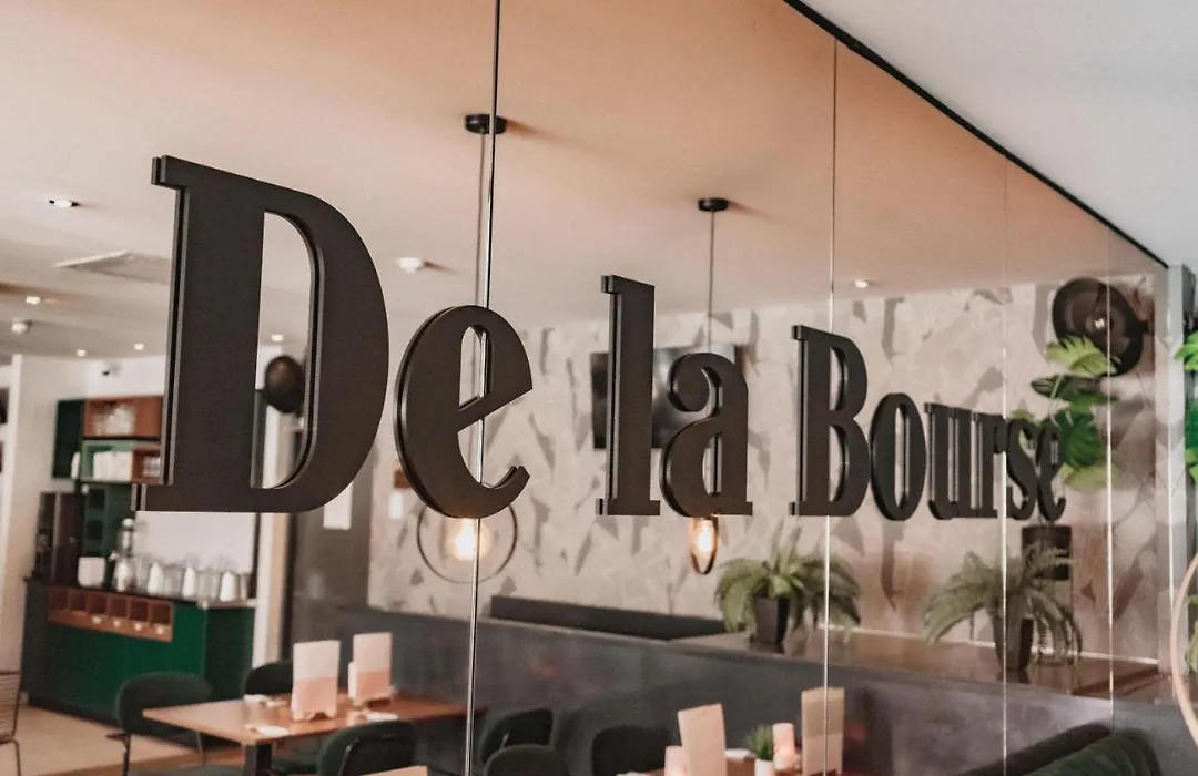 Hotel De La Bourse-1