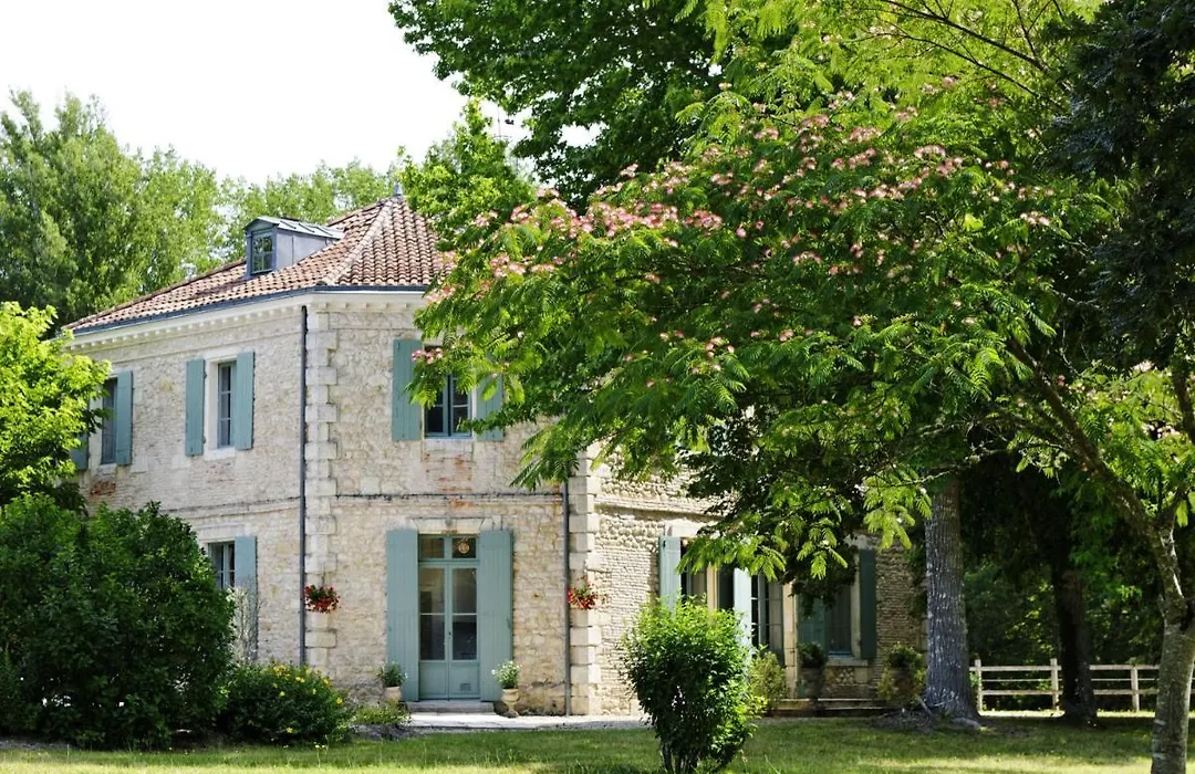 Chateau De L'Isle - Chambres D'Hotes-1